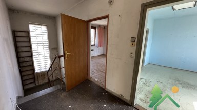 Prodej dvougeneračního rodinného domu s garáží – Nové Město na Moravě