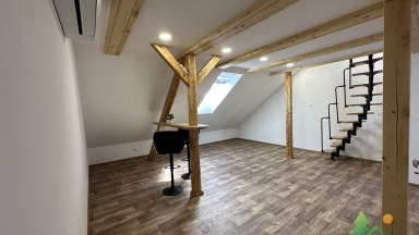  Podkrovní mezonetový byt 2+kk, 70m2, ulice Husova, Pardubice 